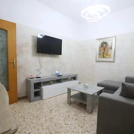 Apartment Casa Indaterr