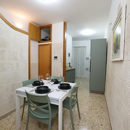 Apartment Casa Indaterr *