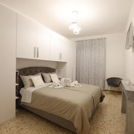 Casa Indaterr Apartment Mola di Bari